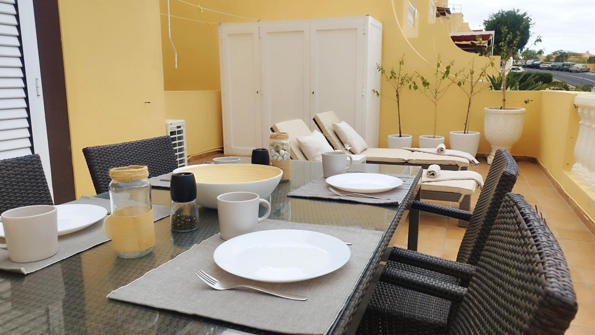 Charming & Sunny Apartment With Ocean View Costa Adeje  Exterior photo