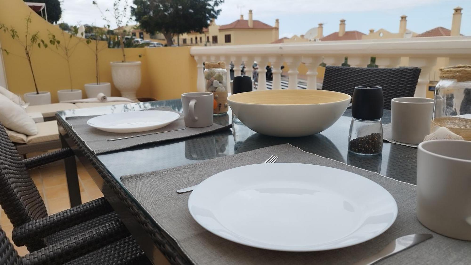 Charming & Sunny Apartment With Ocean View Costa Adeje  Exterior photo